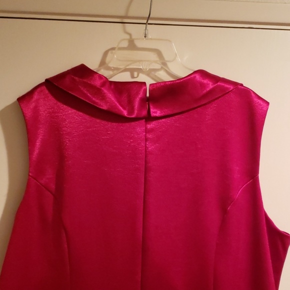 Dress - Picture 2 of 5